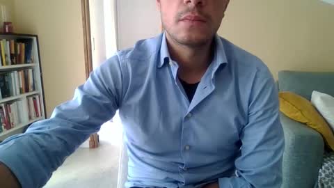 Snapshot of maleboyz chatting on 14, 11, 2025 Boybi online show from 14, 11, 2025