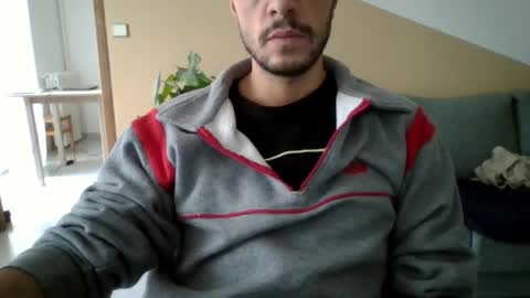 Snapshot of maleboyz chatting on 30, 11, 2025 Boybi online show from 30, 11, 2025