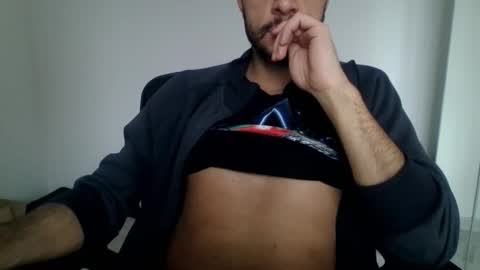 Snapshot of maleboyz chatting on 18, 1, 2026 Boybi online show from 18, 1, 2026