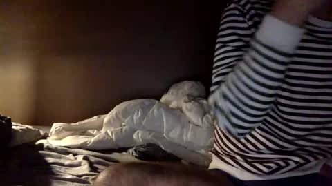 malefrench1 online show from 9, 2, 2026