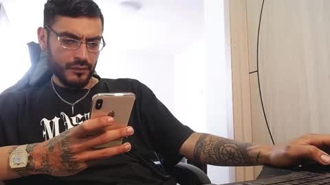 Snapshot of malek_xarx chatting on 25, 5, 2026 malek_xarx online show from 25, 5, 2026