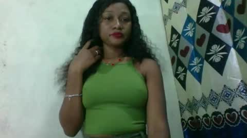 Snapshot of malia1653 chatting on 29, 4, 2026 malia1653 online show from 29, 4, 2026