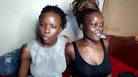 Snapshot of malia_latifa chatting on 22, 3, 2026 lati online show from 22, 3, 2026