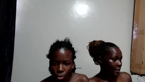 Snapshot of malia_latifa chatting on 26, 3, 2026 lati online show from 26, 3, 2026