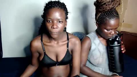 Snapshot of malia_latifa chatting on 29, 3, 2026 lati online show from 29, 3, 2026