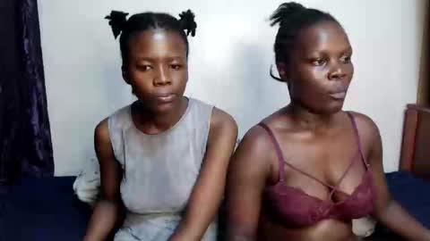 Snapshot of malia_latifa chatting on 18, 4, 2026 lati online show from 18, 4, 2026