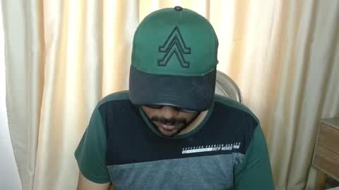 Snapshot of malih_vega chatting on 8, 1, 2025 Geor online show from 8, 1, 2025