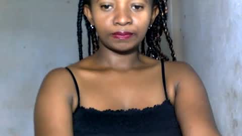Snapshot of malinah01 chatting on 13, 12, 2024 malinah01 online show from 13, 12, 2024
