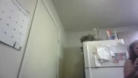 Snapshot of malinda702 chatting on 16, 10, 2025 malinda702 online show from 16, 10, 2025