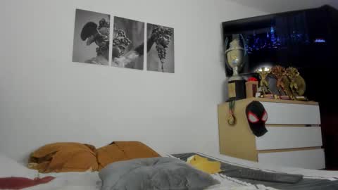 Snapshot of malkongarcia chatting on 16, 3, 2026 malkongarcia online show from 16, 3, 2026