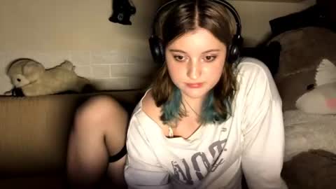 Snapshot of malliedains chatting on 31, 7, 2026 malliedains online show from 31, 7, 2026