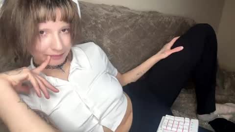 Snapshot of malliissa chatting on 21, 4, 2026 Eva online show from 21, 4, 2026