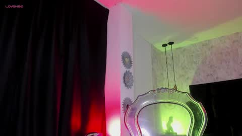 mallory_dietlinde online show from 12, 3, 2025