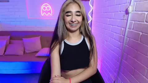 Malory  online show from 2, 3, 2025