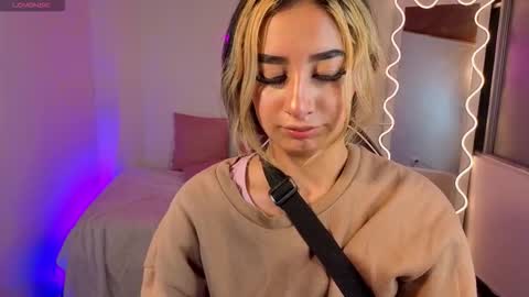 Malory  online show from 9, 10, 2025