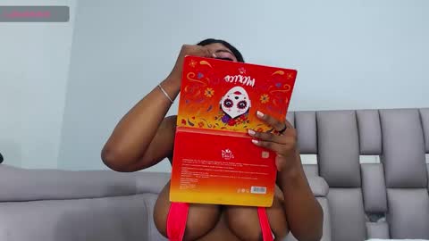 Snapshot of malorybrown chatting on 5, 2, 2026 malorybrown online show from 5, 2, 2026