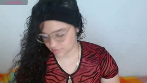 MI INSTAGRAM soy glory01 online show from 14, 3, 2026