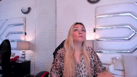 Snapshot of malorysweet chatting on 11, 1, 2025 MalorySweet online show from 11, 1, 2025