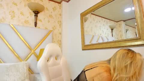 Snapshot of malorysweet chatting on 15, 10, 2025 MalorySweet online show from 15, 10, 2025