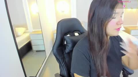 Snapshot of malu_03x chatting on 1, 10, 2025 M A L U online show from 1, 10, 2025