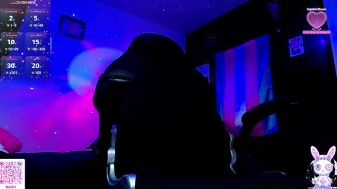 Snapshot of malud_09 chatting on 28, 3, 2026 online show from 28, 3, 2026