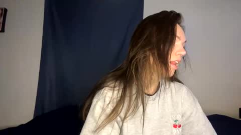 Snapshot of mamakinchen24 chatting on 11, 1, 2025 Deja Jonjon online show from 11, 1, 2025