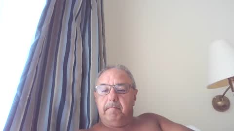 Snapshot of mambow99 chatting on 29, 12, 2024 OLDMANFREE online show from 29, 12, 2024