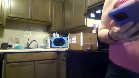 Snapshot of mandilube39 chatting on 8, 2, 2025 mindy22 online show from 8, 2, 2025