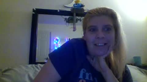 Snapshot of mandilube39 chatting on 14, 2, 2025 mindy22 online show from 14, 2, 2025