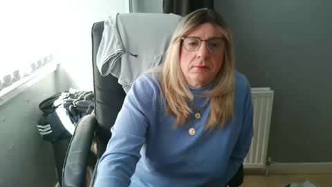 Snapshot of mandy_c chatting on 22, 4, 2026 mandy_c online show from 22, 4, 2026