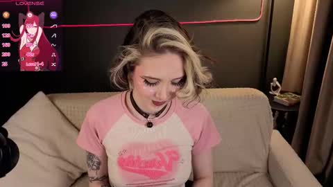 Snapshot of mandy_torres chatting on 12, 3, 2026 Luna online show from 12, 3, 2026