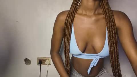 Snapshot of mandymia chatting on 24, 11, 2025 mandymia online show from 24, 11, 2025