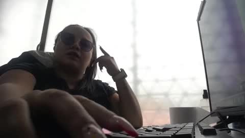 manelik_27 online show from 6, 1, 2026