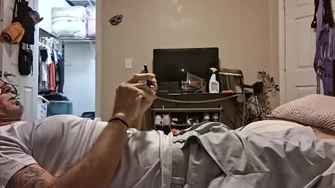 Snapshot of maniak_paraphiliacz chatting on 4, 6, 2026 Jan and Man online show from 4, 6, 2026