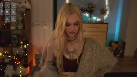 Snapshot of manifreyja chatting on 10, 4, 2026 Amelie online show from 10, 4, 2026