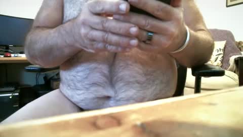 Snapshot of manleg439 chatting on 23, 12, 2024 manleg439 online show from 23, 12, 2024