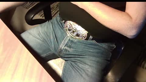 Snapshot of manswed chatting on 2, 12, 2024 manswed online show from 2, 12, 2024