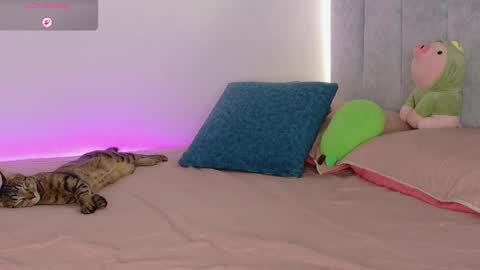 Snapshot of manu_montoya_ chatting on 21, 4, 2026 Manu online show from 21, 4, 2026