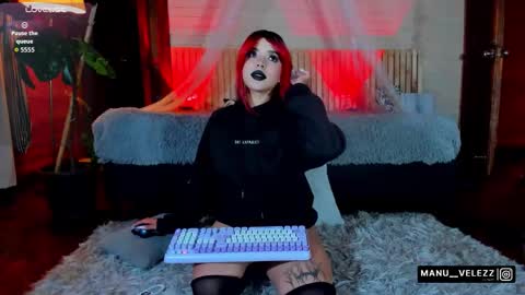 manu  velezz   Help me to get to 100 thumbs ups Tip 25tks  Rate me  online show from 20, 11, 2025