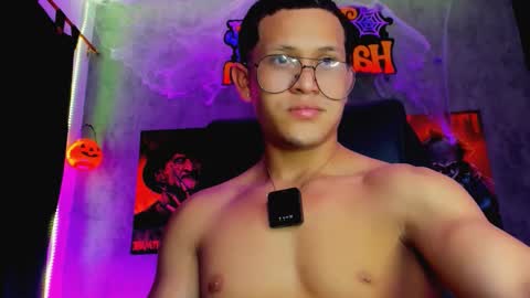 Snapshot of manuel_fpg chatting on 17, 10, 2025 Manuel online show from 17, 10, 2025