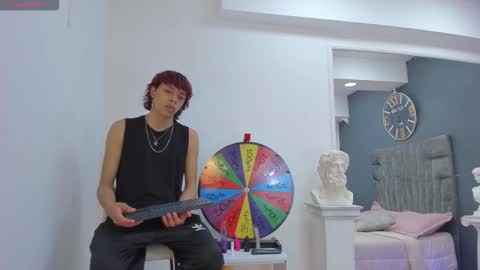 Manuel Rivero online show from 6, 3, 2026