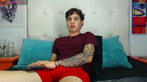 Snapshot of manuelr77 chatting on 25, 3, 2026 Manuel online show from 25, 3, 2026