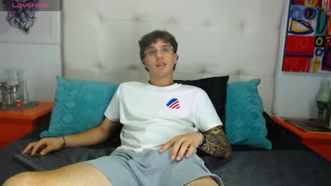 Snapshot of manuelr77 chatting on 27, 3, 2026 Manuel online show from 27, 3, 2026