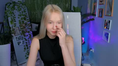 Snapshot of maoqibeverly chatting on 27, 3, 2026 Maoqi online show from 27, 3, 2026