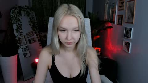 Snapshot of maoqibeverly chatting on 2, 4, 2026 Maoqi online show from 2, 4, 2026