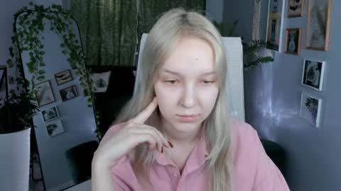 Snapshot of maoqibeverly chatting on 4, 4, 2026 Maoqi online show from 4, 4, 2026