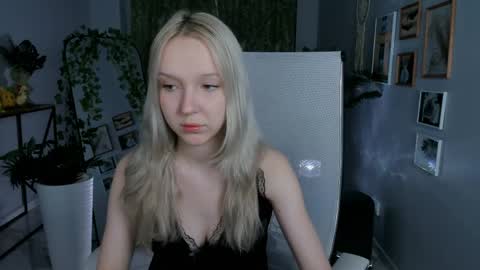 Snapshot of maoqibeverly chatting on 8, 4, 2026 Maoqi online show from 8, 4, 2026