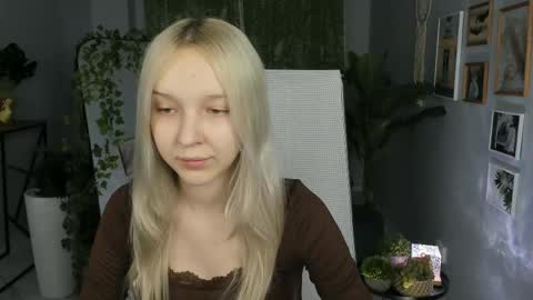 Snapshot of maoqibeverly chatting on 22, 4, 2026 Maoqi online show from 22, 4, 2026