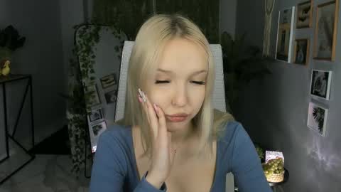 Snapshot of maoqibeverly chatting on 28, 4, 2026 Maoqi online show from 28, 4, 2026