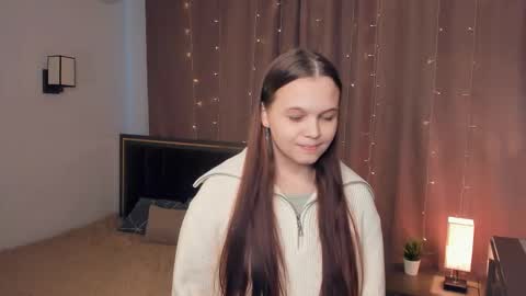 Snapshot of maoserbus chatting on 5, 11, 2025 Glowworm online show from 5, 11, 2025